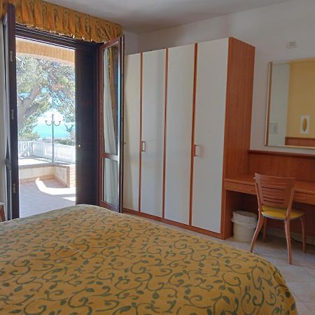 Hotel Bel Sit Senigallia Eksteriør billede