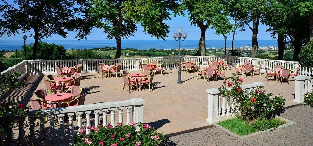 Hotel Bel Sit Senigallia Eksteriør billede