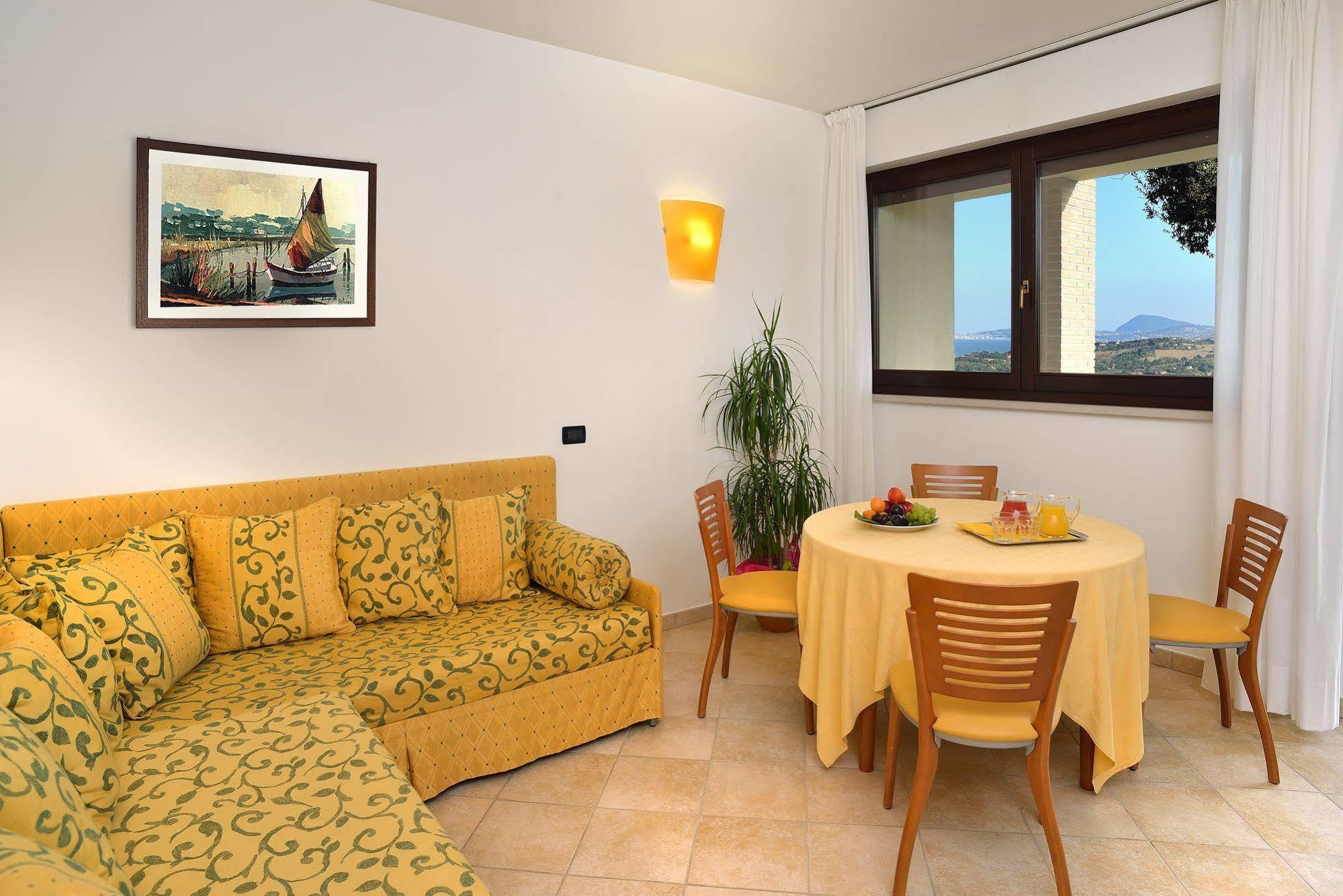 Hotel Bel Sit Senigallia Eksteriør billede