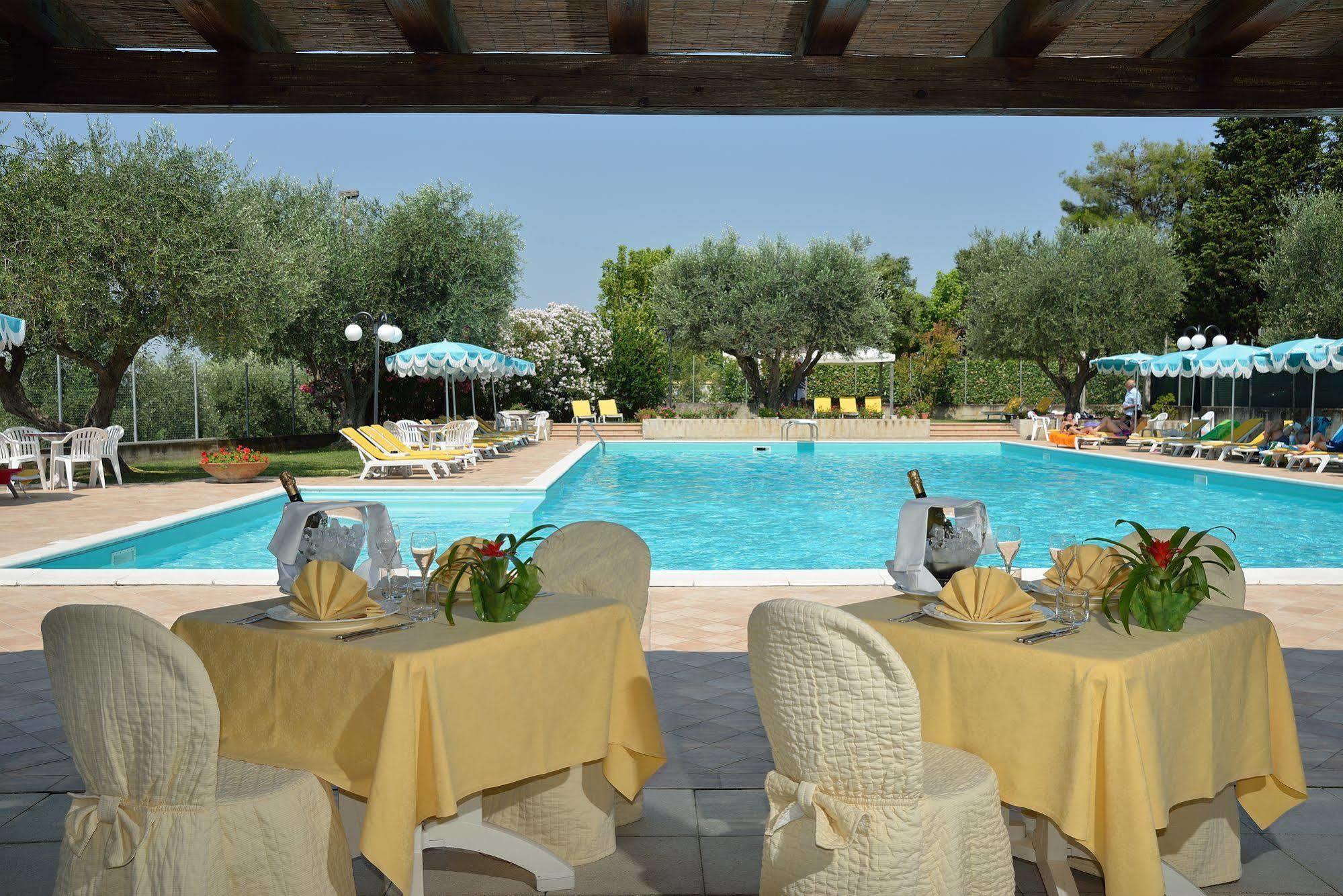 Hotel Bel Sit Senigallia Eksteriør billede
