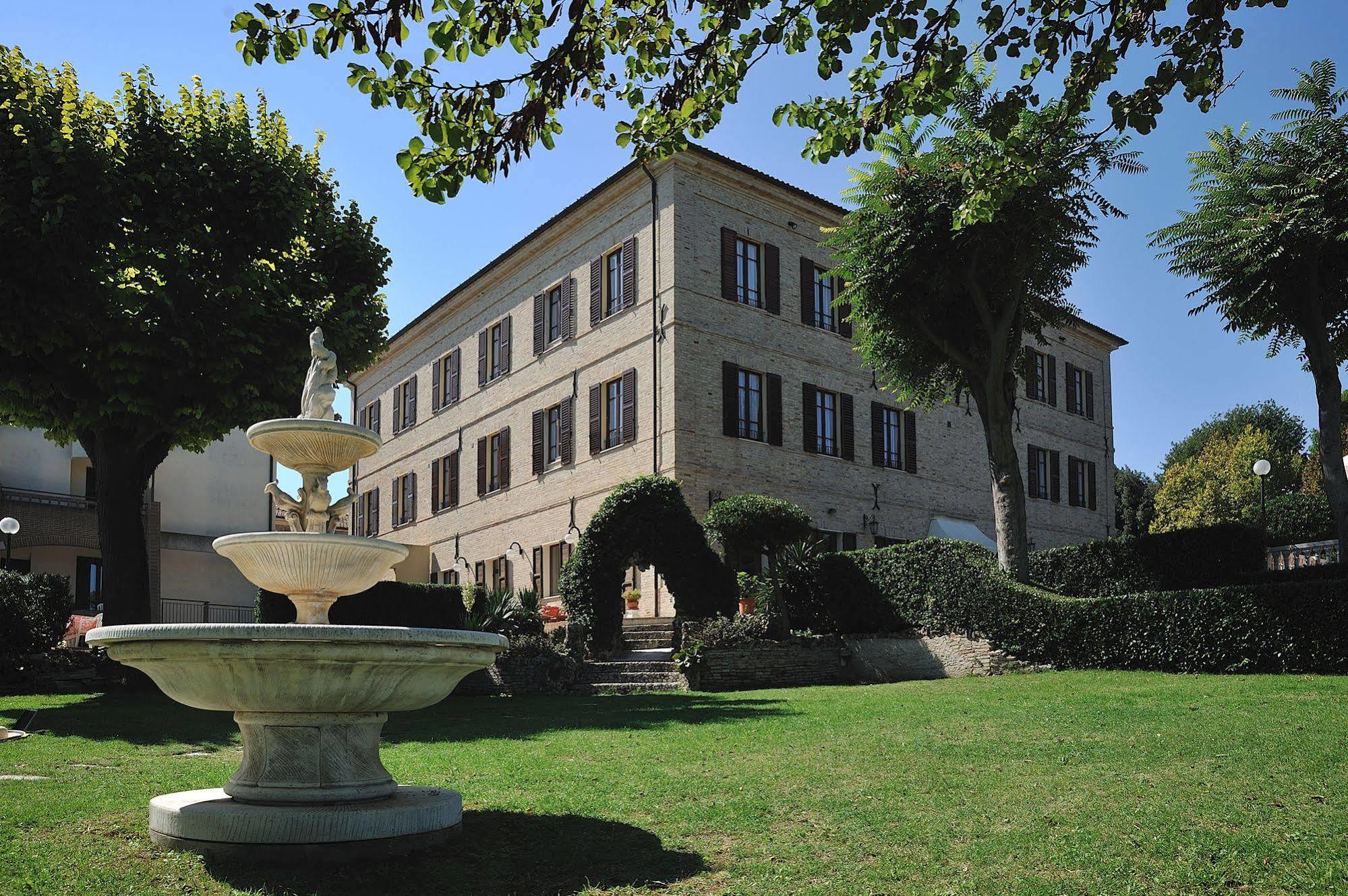 Hotel Bel Sit Senigallia Eksteriør billede